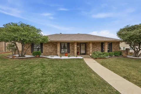 $448,000 | 1115 Wiltshire Drive, Carrollton, TX 75007