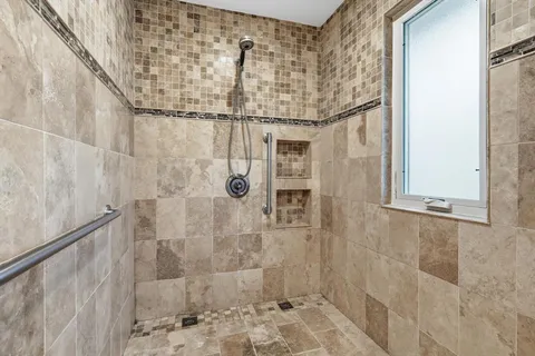 $448,000 | 1115 Wiltshire Drive, Carrollton, TX 75007