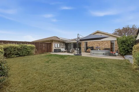 $448,000 | 1115 Wiltshire Drive, Carrollton, TX 75007