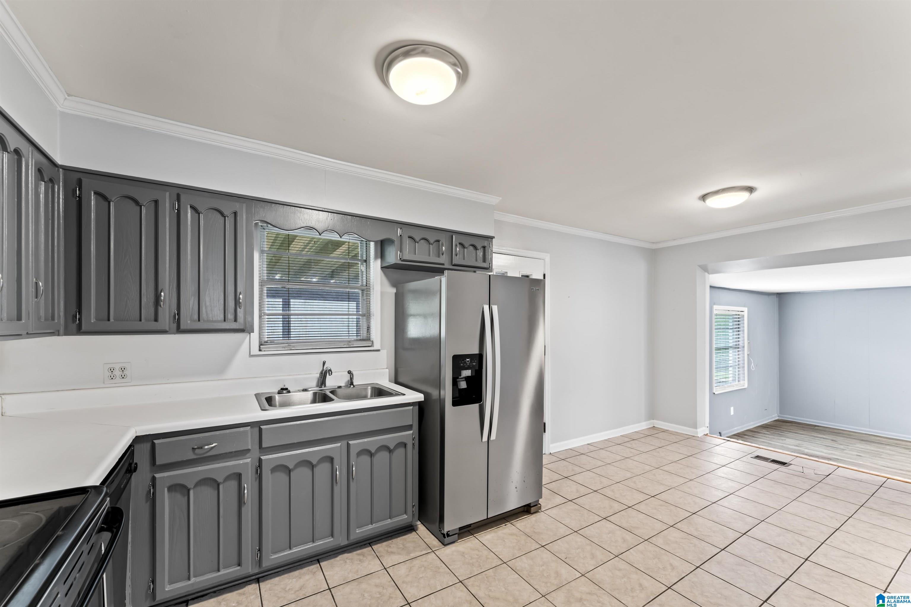 515 Gay Road Bessemer, AL 35023 - Photo 6 of 28