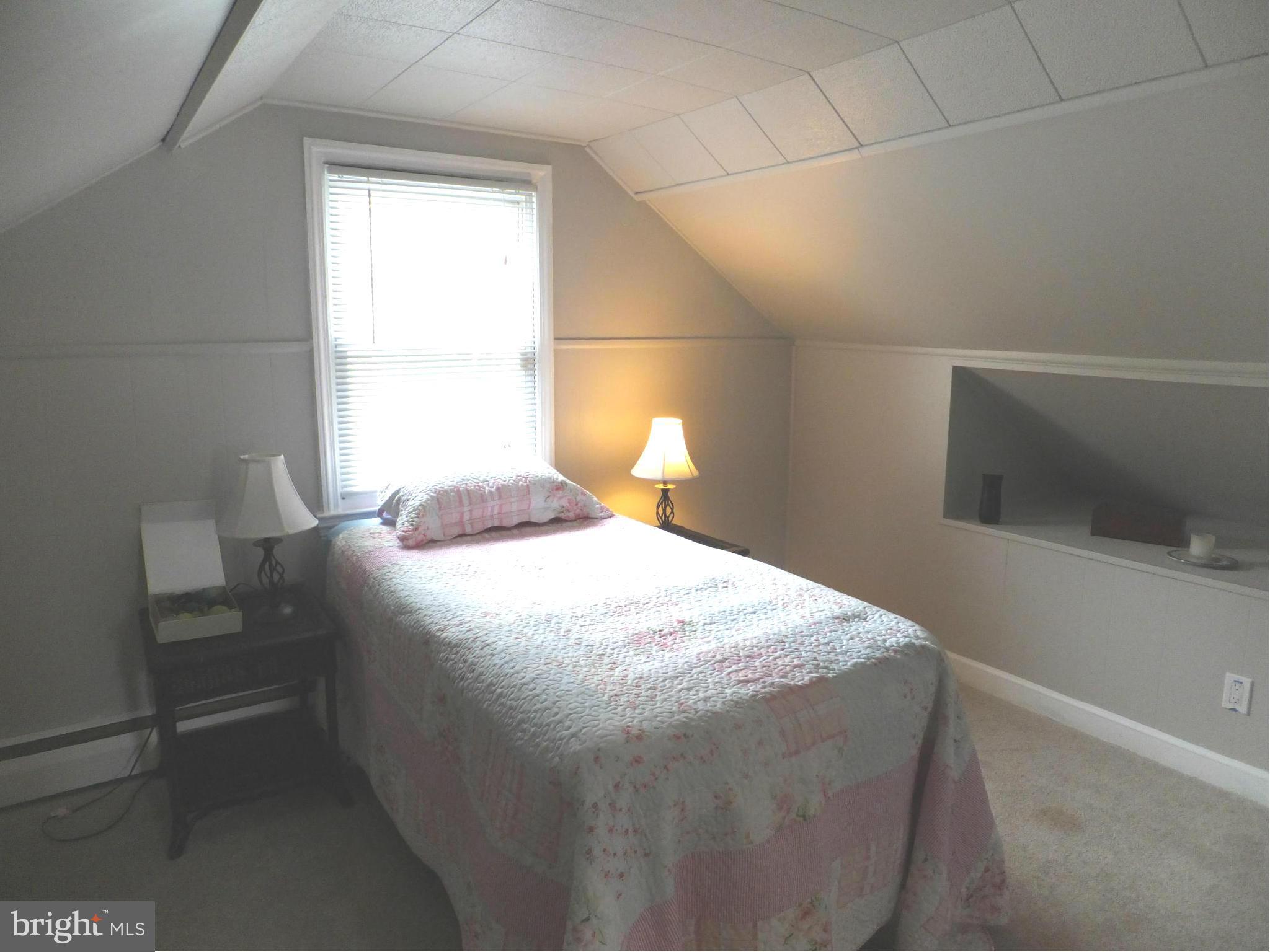 214 Chelsea Road Pasadena, MD 21122 - Photo 16 of 26 Bedroom Upper Level