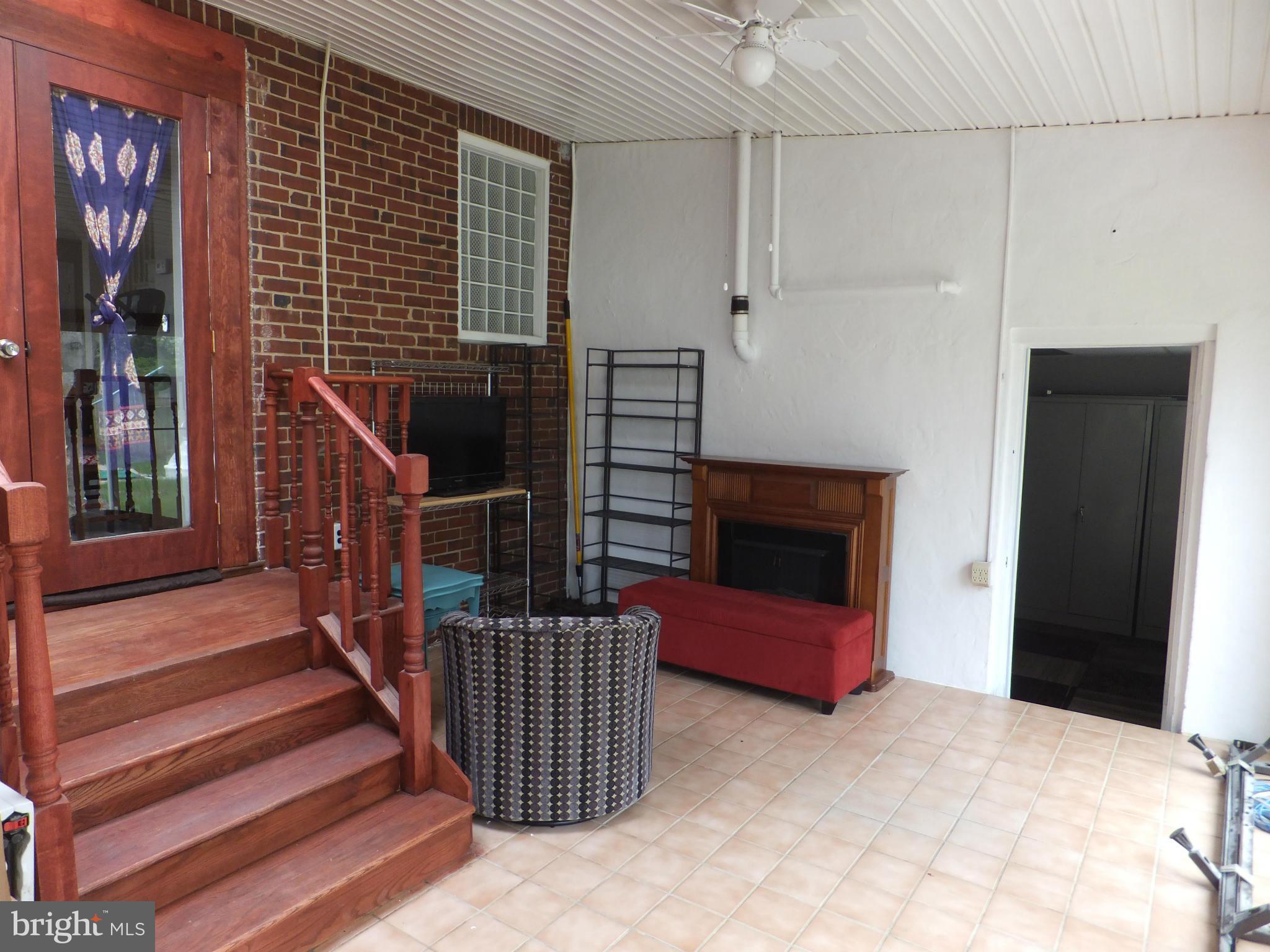 214 Chelsea Road Pasadena, MD 21122 - Photo 17 of 26 New entry doors..Heated and A/C