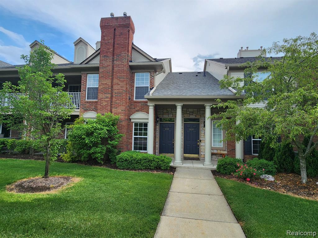 3709 Oakmonte Boulevard, Unit 7 Rochester, MI 48306 - Photo 1 of 27