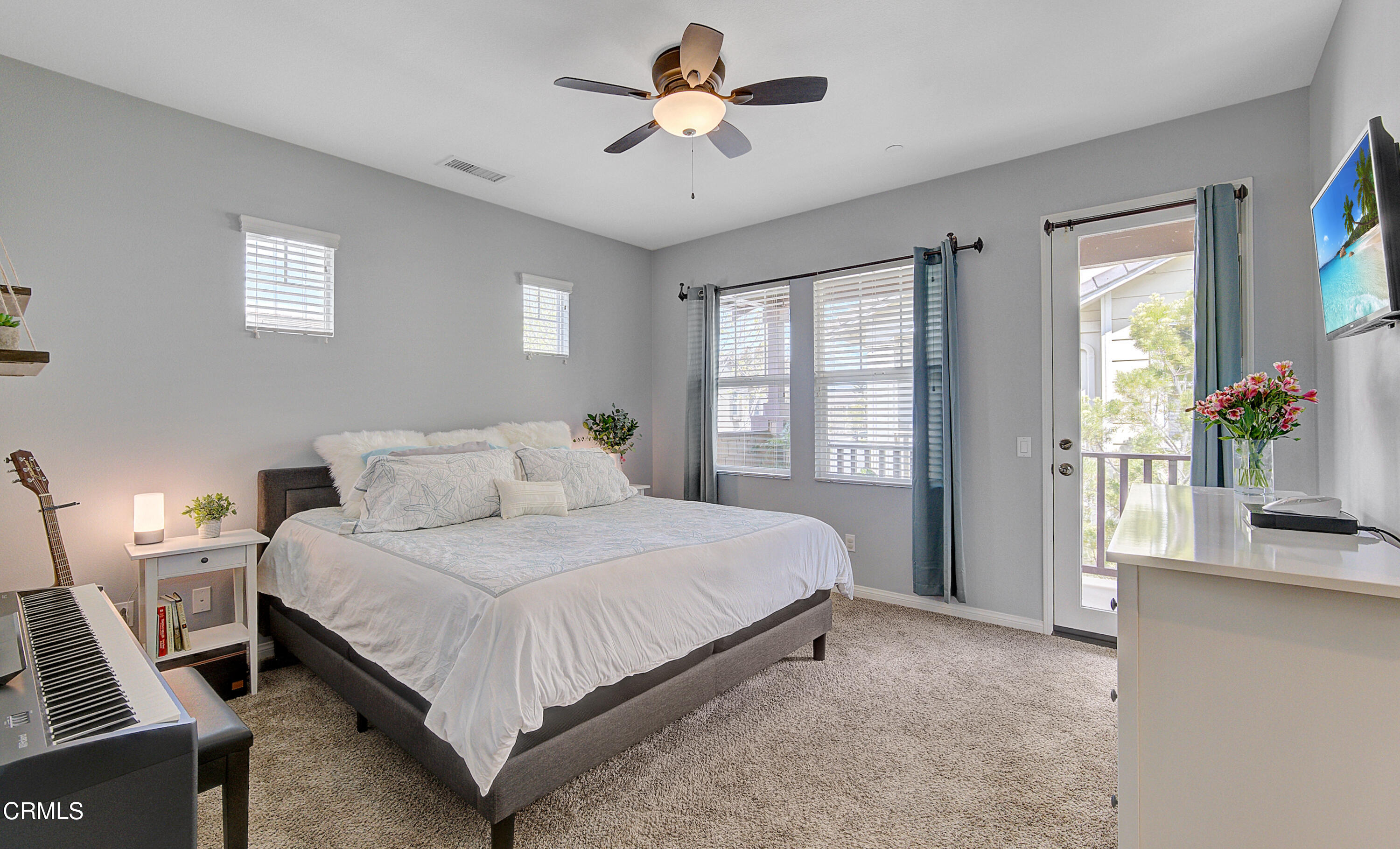 3233 Moss Landing Boulevard Oxnard, CA 93036 - Photo 18 of 57 Primary Suite