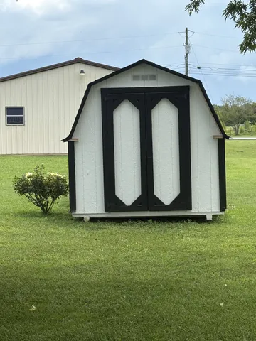 $299,000 | 685 Edgefield Drive, Hohenwald, TN 38462