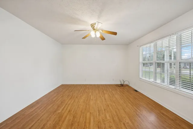 $299,000 | 685 Edgefield Drive, Hohenwald, TN 38462