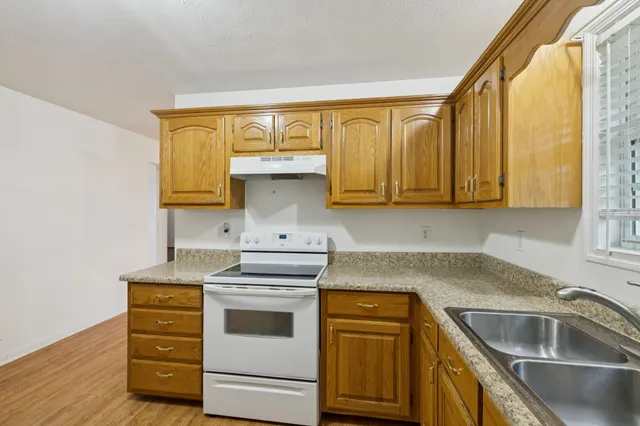 $299,000 | 685 Edgefield Drive, Hohenwald, TN 38462