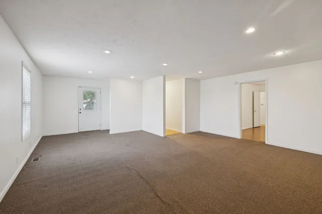 $299,000 | 685 Edgefield Drive, Hohenwald, TN 38462