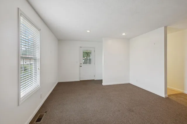 $299,000 | 685 Edgefield Drive, Hohenwald, TN 38462