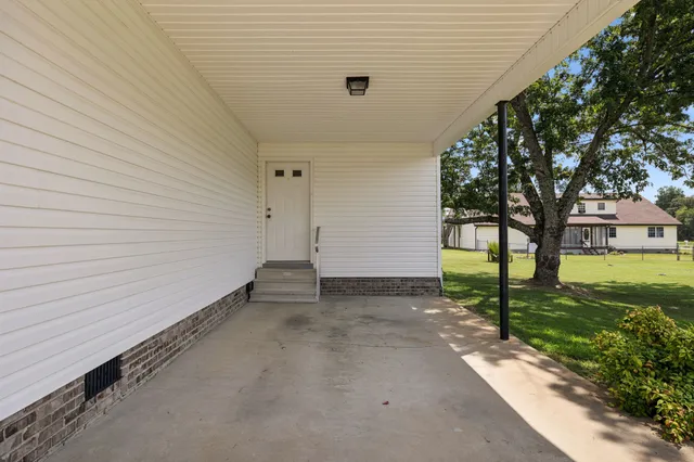 $299,000 | 685 Edgefield Drive, Hohenwald, TN 38462