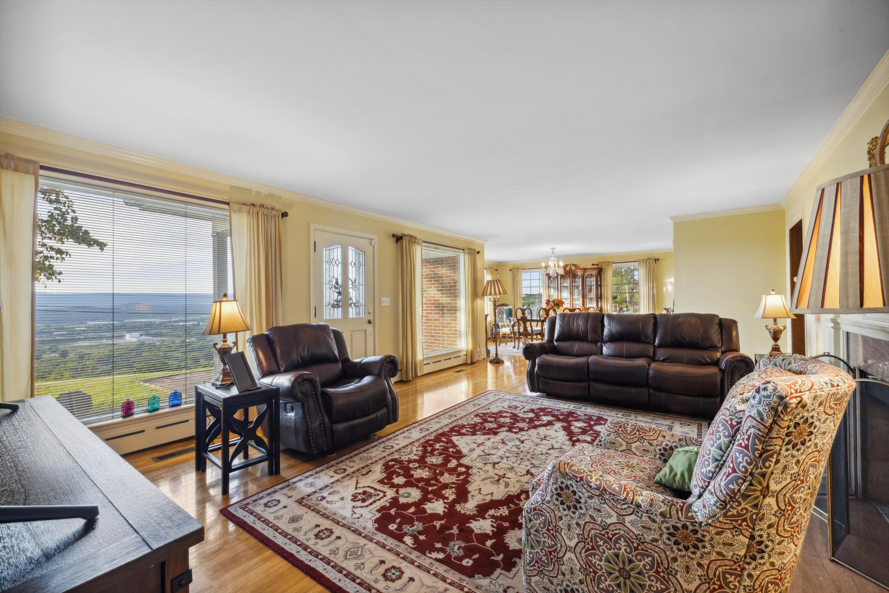 314 North Crest Road Chattanooga, TN 37404 - Photo 3 of 63 10-2M6A1620