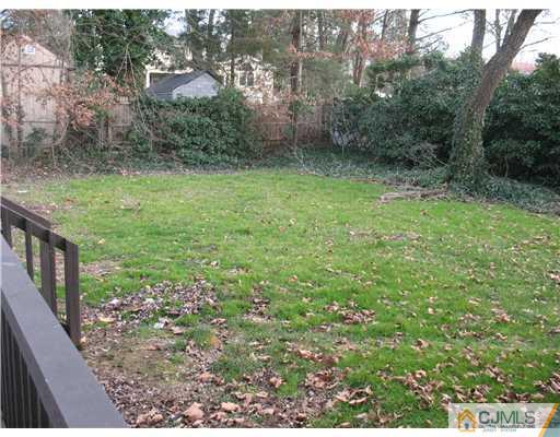 49 Arden Road Old Bridge, NJ 08857 - Photo 14 of 15 Gallery Image 14