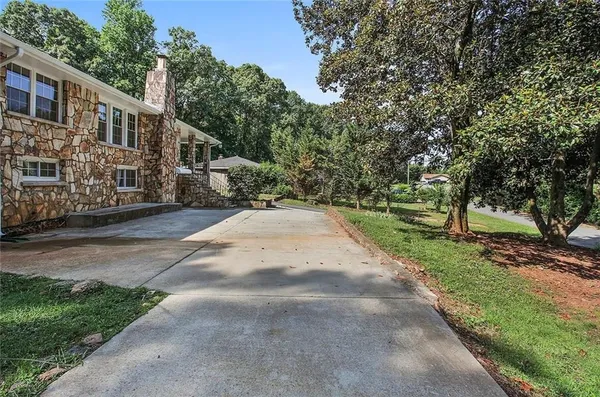 $1,895 | 165 Bankston Road, Unit A, Marietta, GA 30062