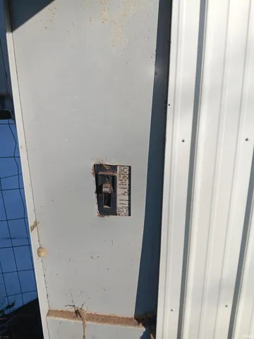 $89,000 | 104 Indiana Street, Holland, IN 47541