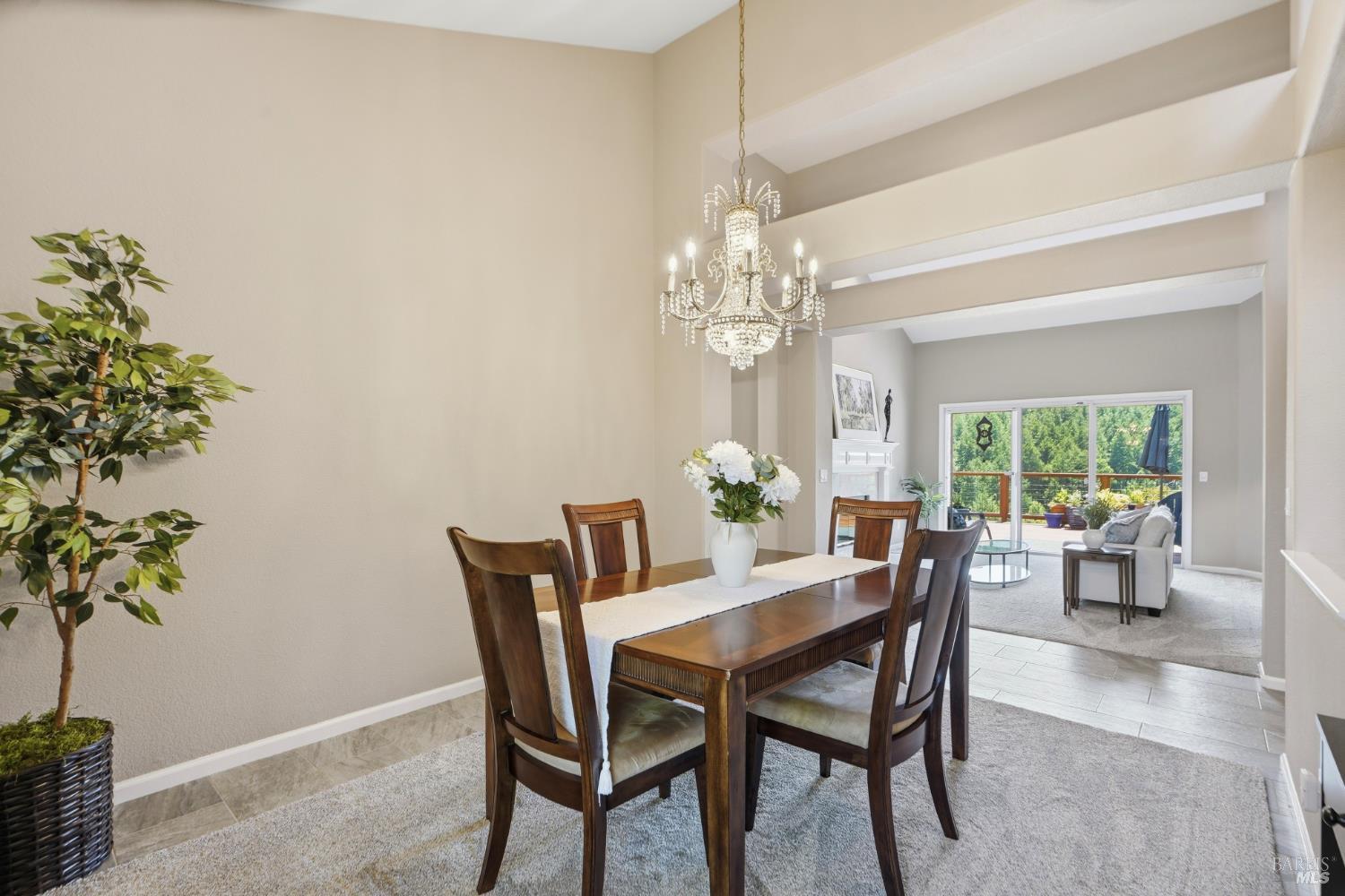 6332 Meadowridge Drive Santa Rosa, CA 95409 - Photo 16 of 36