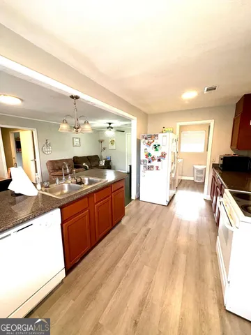 $169,000 | 112 Alexander Avenue, Lyons, GA 30436