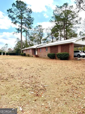 $169,000 | 112 Alexander Avenue, Lyons, GA 30436