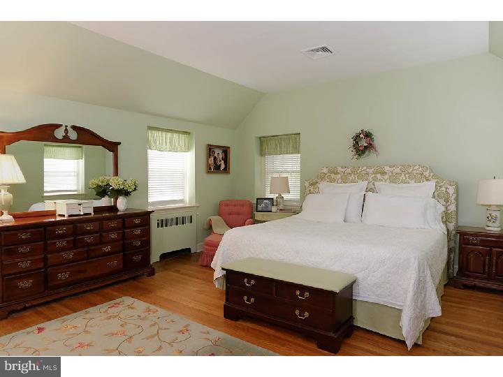 111 Upland Way Haddonfield, NJ 08033 - Photo 24 of 25