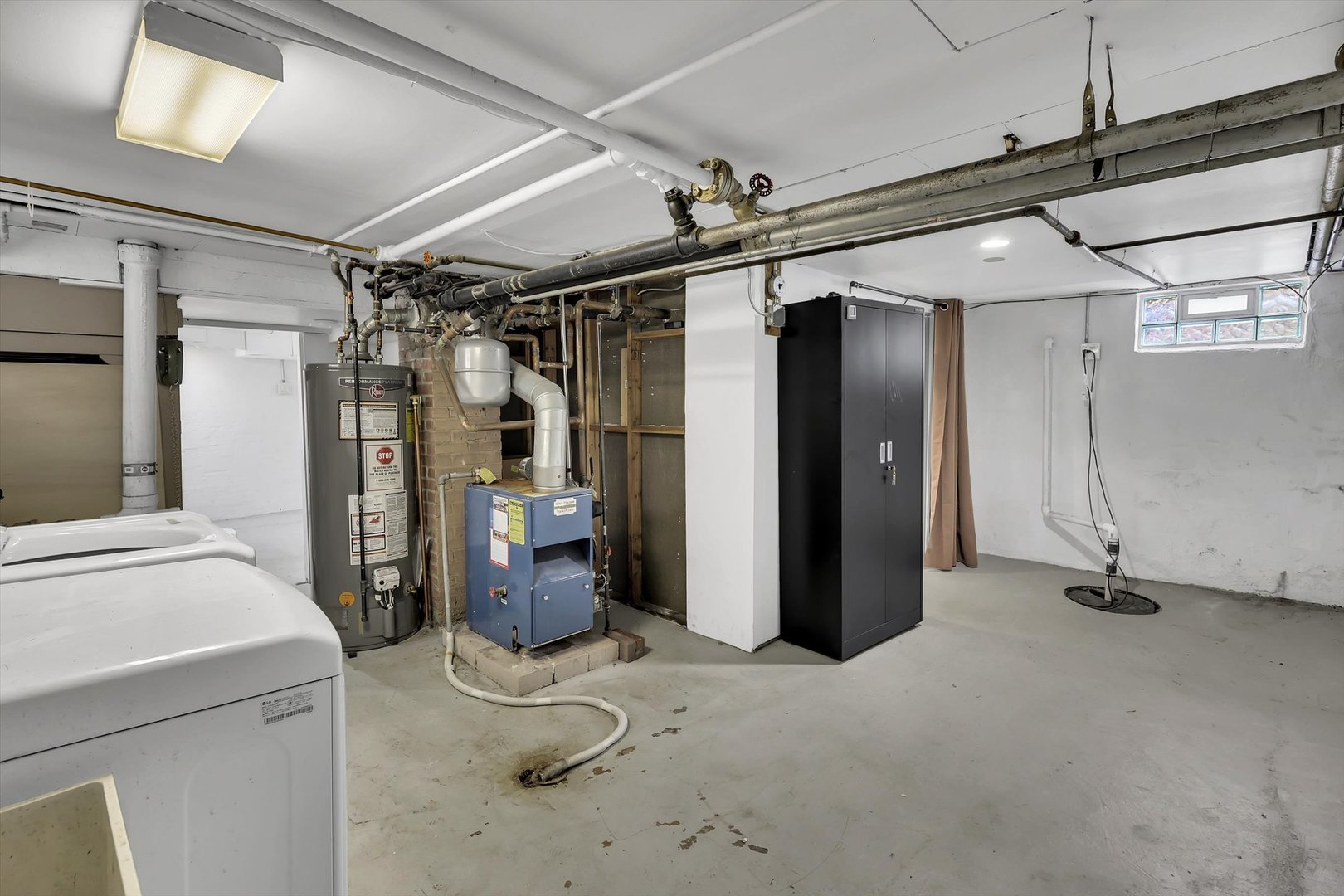 4038 Grove Avenue Brookfield, IL 60513 - Photo 37 of 45 a view of a storage & utility room