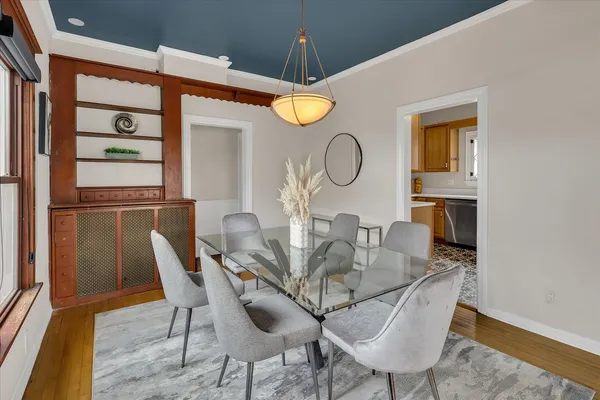 $365,000 | 4038 Grove Avenue, Brookfield, IL 60513