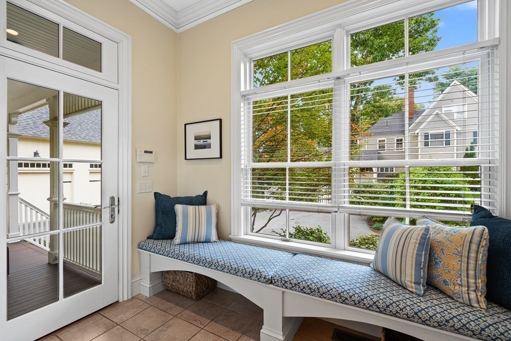 135 Washington Street Wellesley, MA 02481 - Photo 14 of 39 a living room with furniture and windows