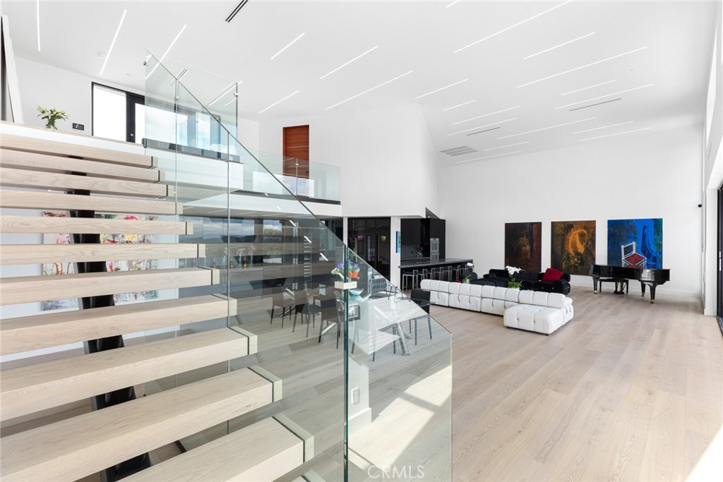 18 Stallion Road Bell Canyon, CA 91307 - Photo 14 of 75 floating wood stairs