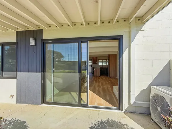 $2,850 | 61 B Redwood Avenue, Ventura, CA 93003