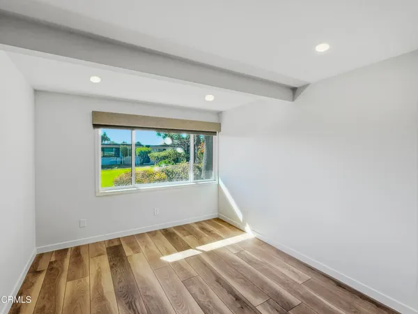 $2,850 | 61 B Redwood Avenue, Ventura, CA 93003