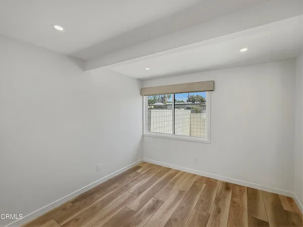$2,850 | 61 B Redwood Avenue, Ventura, CA 93003