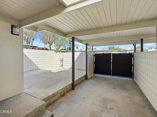 $2,850 | 61 B Redwood Avenue, Ventura, CA 93003