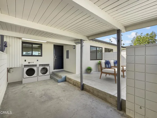 $2,850 | 61 B Redwood Avenue, Ventura, CA 93003