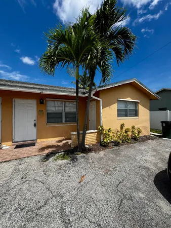 $2,450 | 2824 North Dixie Highway, Unit 2824, Boca Raton, FL 33431