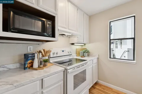 $575,000 | 68 Mozden Lane, Pleasant Hill, CA 94523