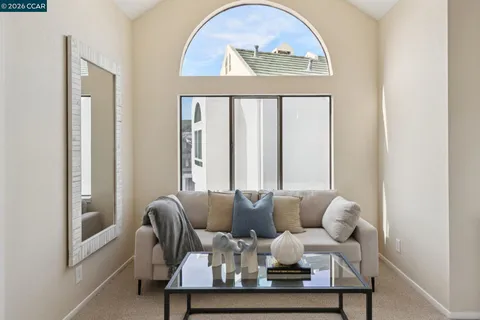 $575,000 | 68 Mozden Lane, Pleasant Hill, CA 94523