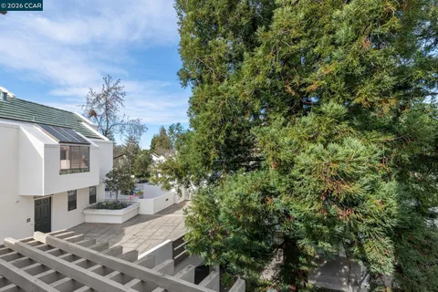 $575,000 | 68 Mozden Lane, Pleasant Hill, CA 94523