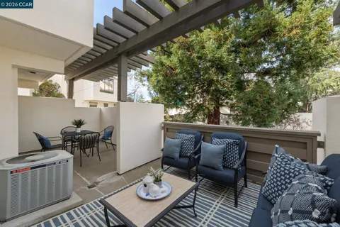 $575,000 | 68 Mozden Lane, Pleasant Hill, CA 94523