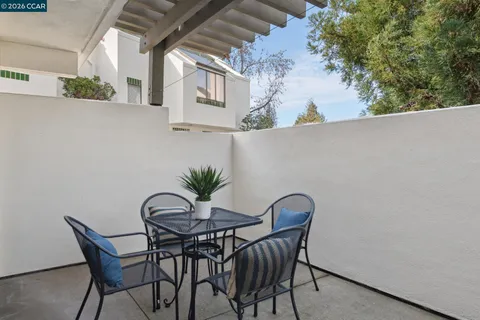 $575,000 | 68 Mozden Lane, Pleasant Hill, CA 94523