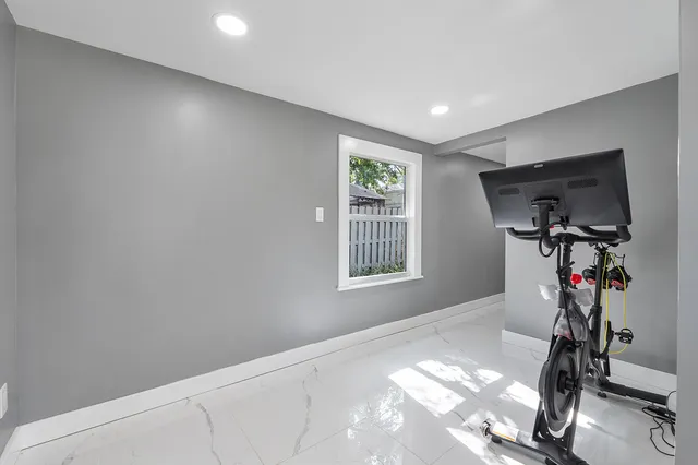 $1,150,000 | 1900 Northeast 16th Terrace, Fort Lauderdale, FL 33305