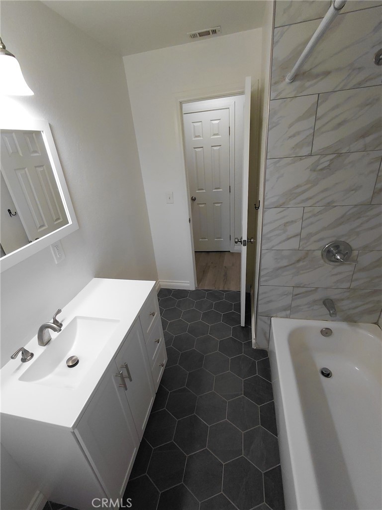 1211 East Ave R-3 Palmdale, CA 93550 - Photo 7 of 20