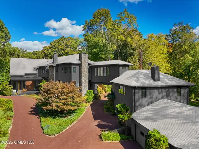 $3,895,000 | 43 Sterling Road South, Greenwich, CT 06831