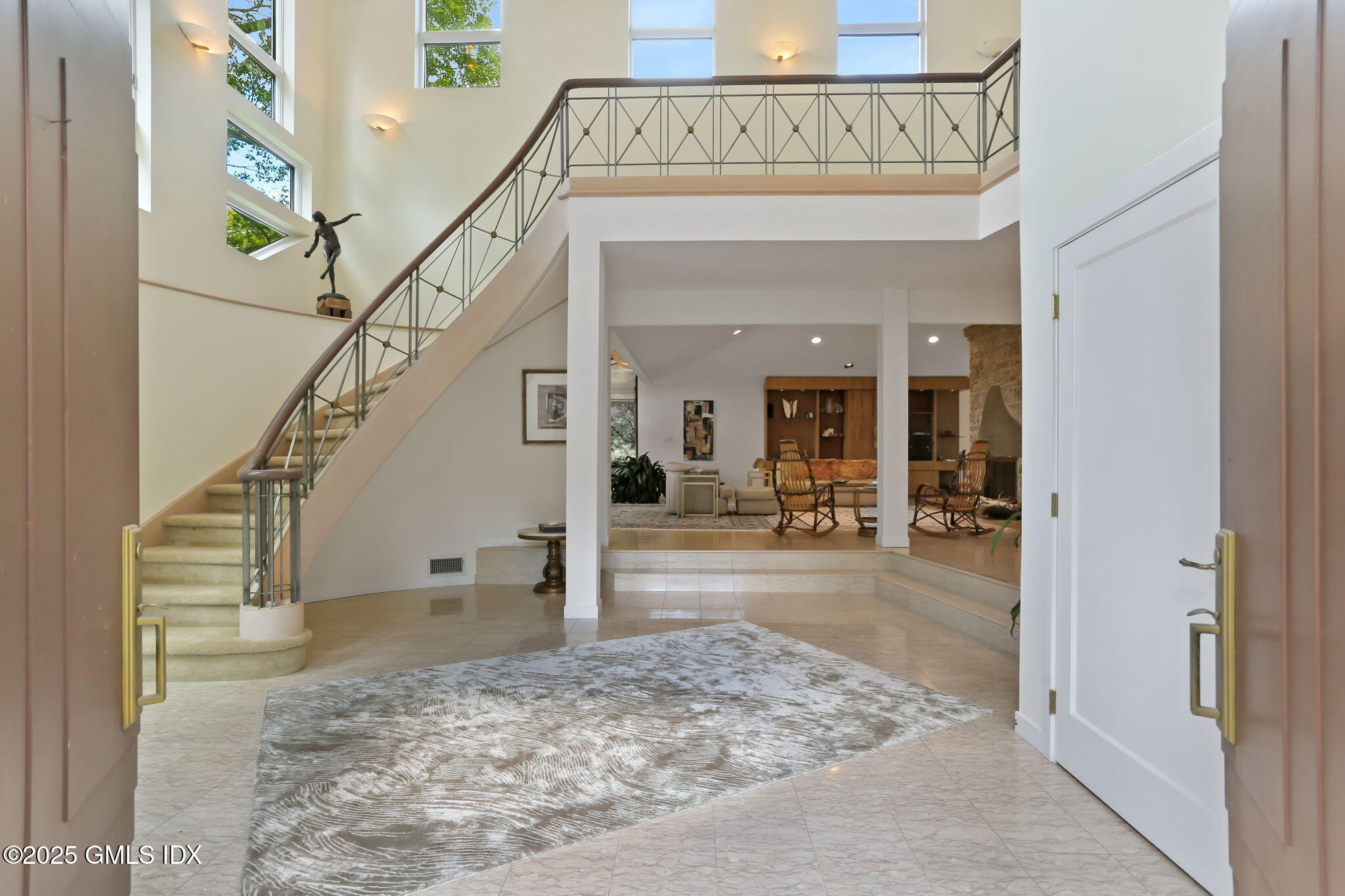 43 Sterling Road South Greenwich, CT 06831 - Photo 7 of 45 a view of a hallway view with staircase