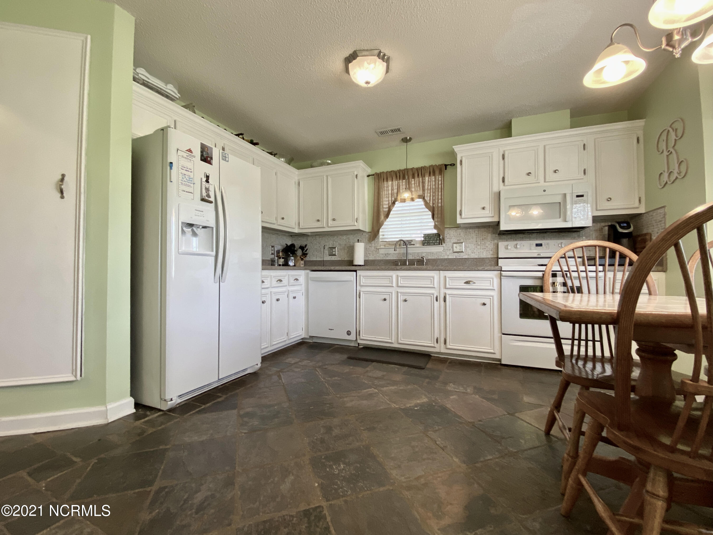3778 Alvin Road Grimesland, NC 27837 - Photo 21 of 42 D80B46C3-6E2F-4C17-9222-0AC9E6AE030F_1_2