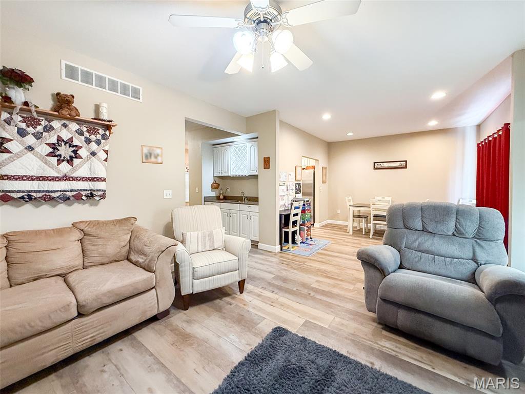 756 Erika Street O'Fallon, IL 62269 - Photo 6 of 29
