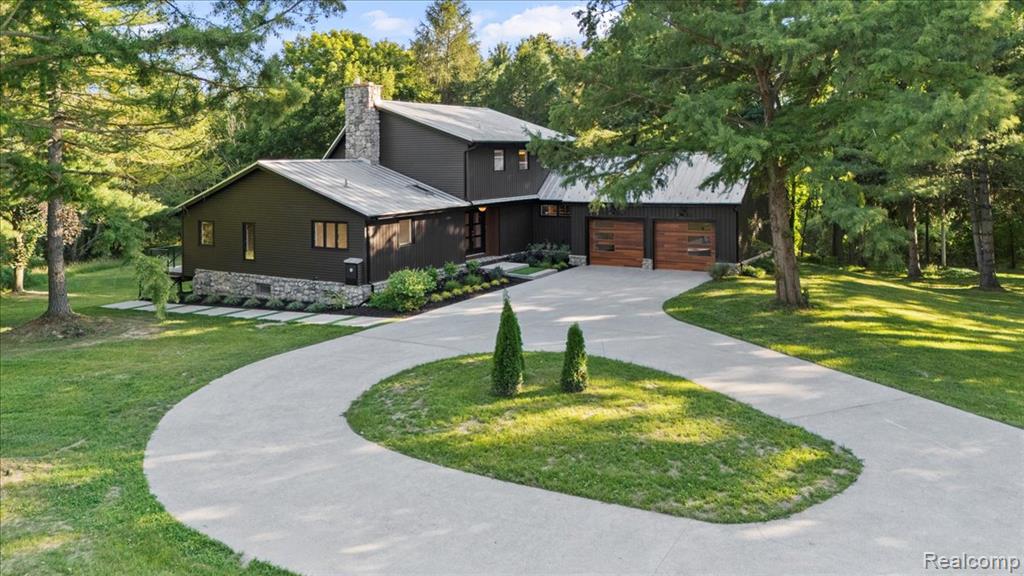 1030 Kurtz Road Holly, MI 48442 - Photo 2 of 39 Gallery Image 2