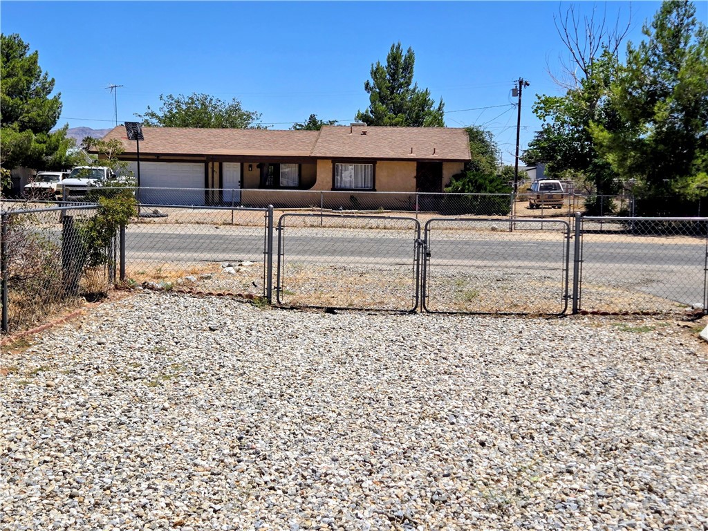 10790 Jamul Road Apple Valley, CA 92308 - Photo 33 of 37 Gallery Image 33
