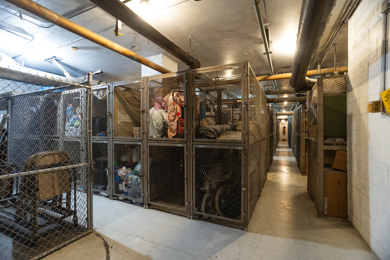 5701 North Sheridan Road, Unit 9N Chicago, IL 60660 - Photo 15 of 17 a view of water heater room