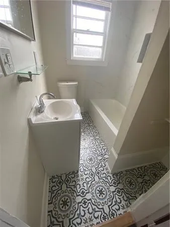 $1,400 | 240 Bermuda Street, New Orleans, LA 70114
