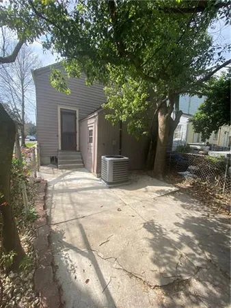 $1,400 | 240 Bermuda Street, New Orleans, LA 70114