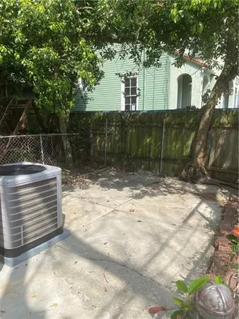 $1,400 | 240 Bermuda Street, New Orleans, LA 70114