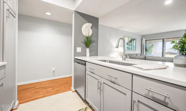 $240,000 | 2 Harbor Drive North, Unit L111, Harbor Island, SC 29920